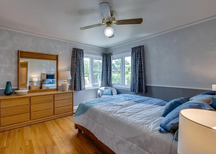 Walk To Frontier Days Park: W/ Patio *