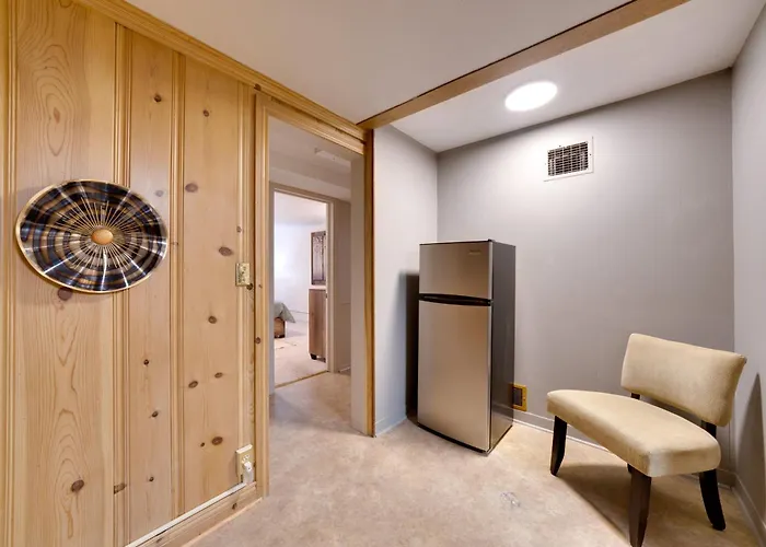 Walk To Frontier Days Park: W/ Patio Holiday home *